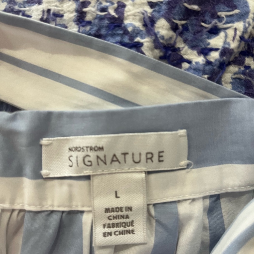 Nordstrom Signature Variegated Blue and White Striped Poplin Skirt with Pockets - Picture 2 of 9
